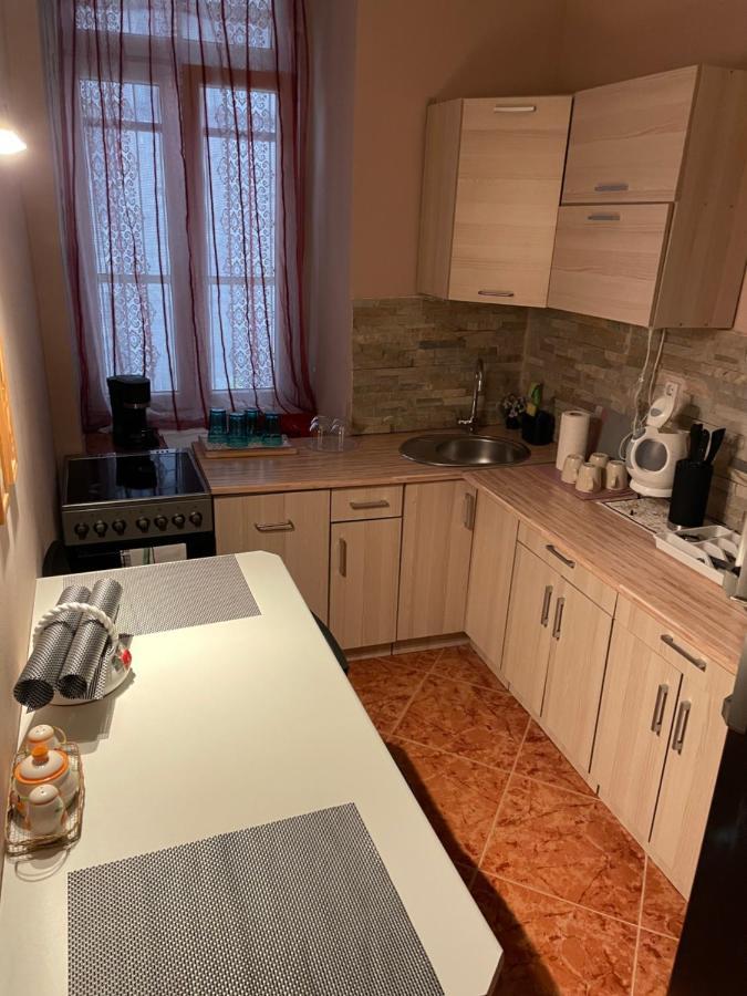 Апартаменти Budapest Clark Apartman ** Екстер'єр фото