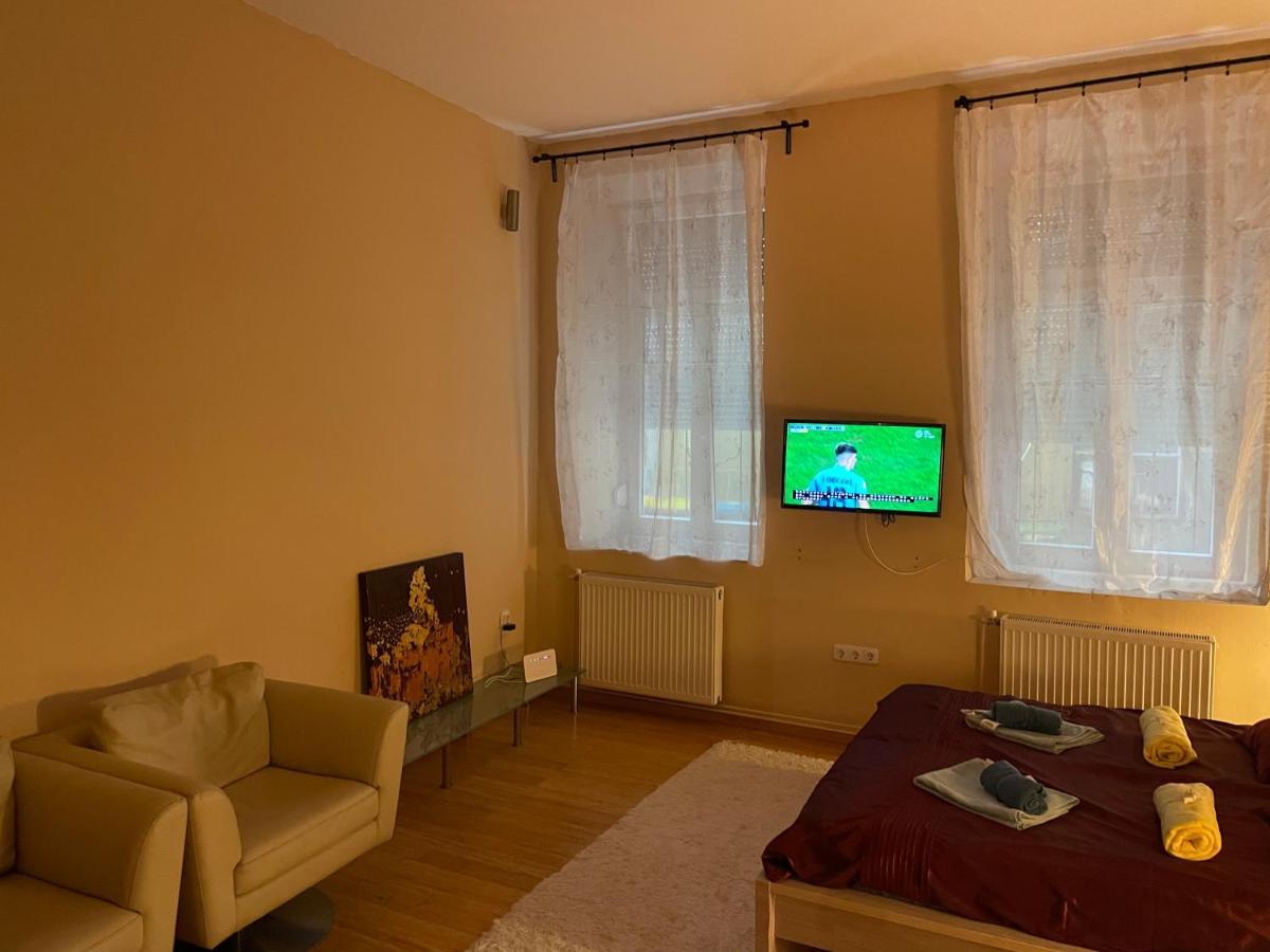 Апартаменти Budapest Clark Apartman ** Екстер'єр фото