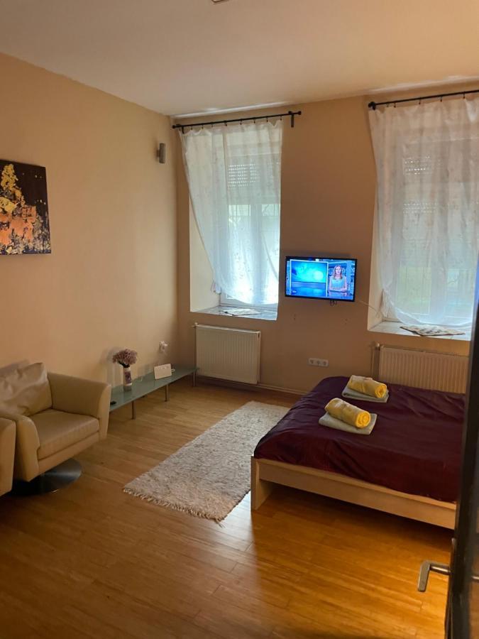 Апартаменти Budapest Clark Apartman ** Екстер'єр фото
