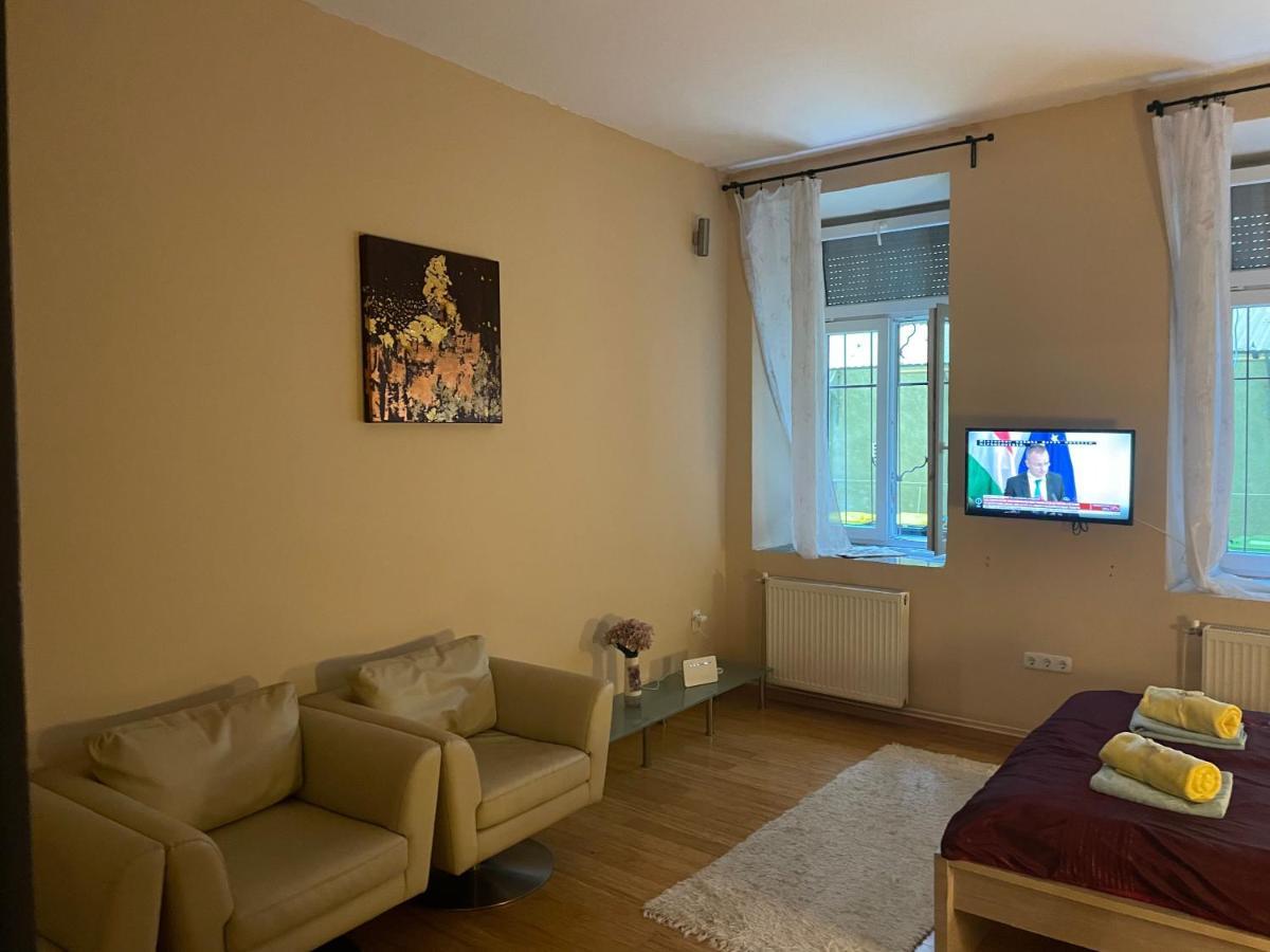 Апартаменти Budapest Clark Apartman ** Екстер'єр фото