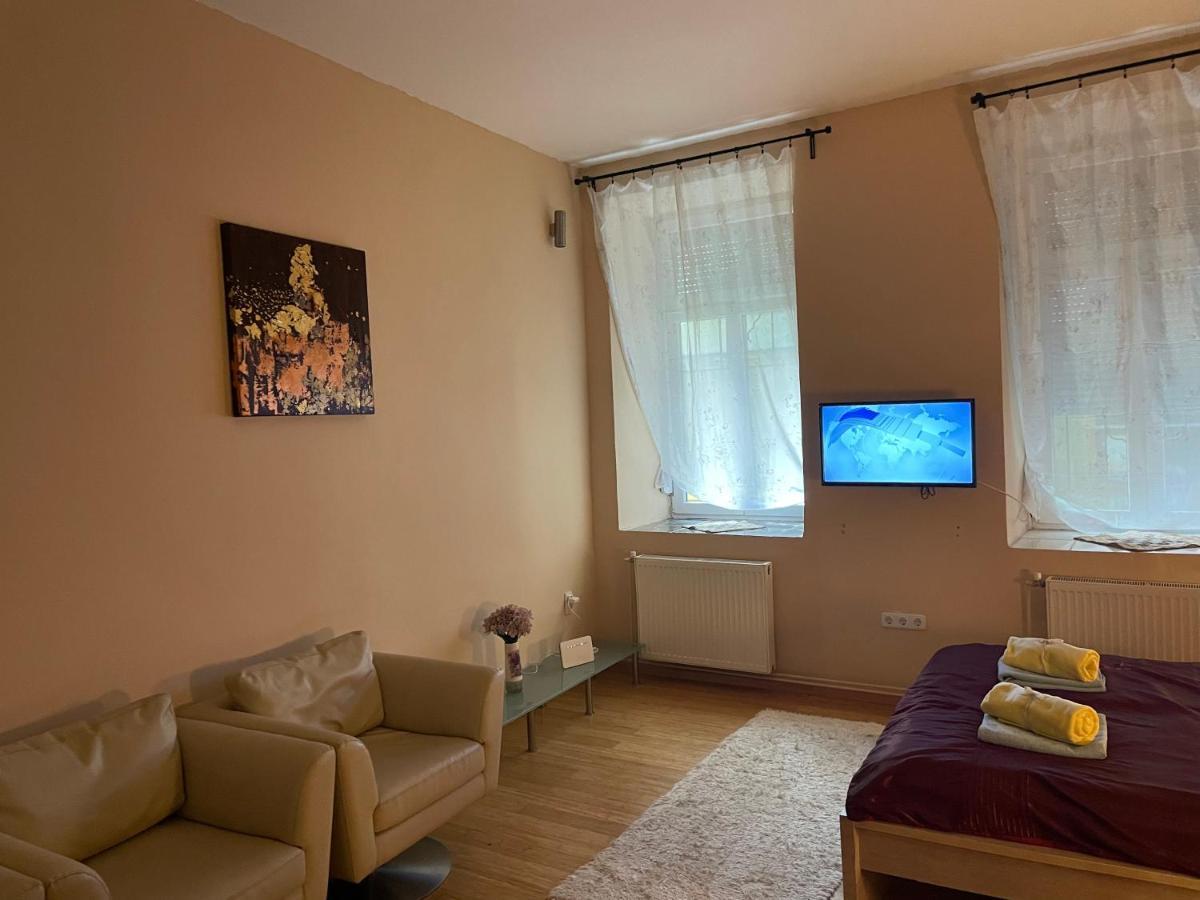 Апартаменти Budapest Clark Apartman ** Екстер'єр фото